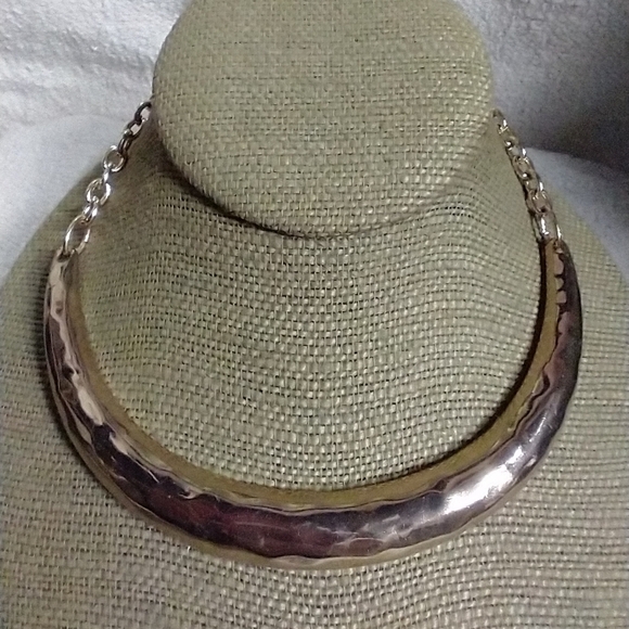 Goldtone solid front chain collar choker necklace - Picture 1 of 3